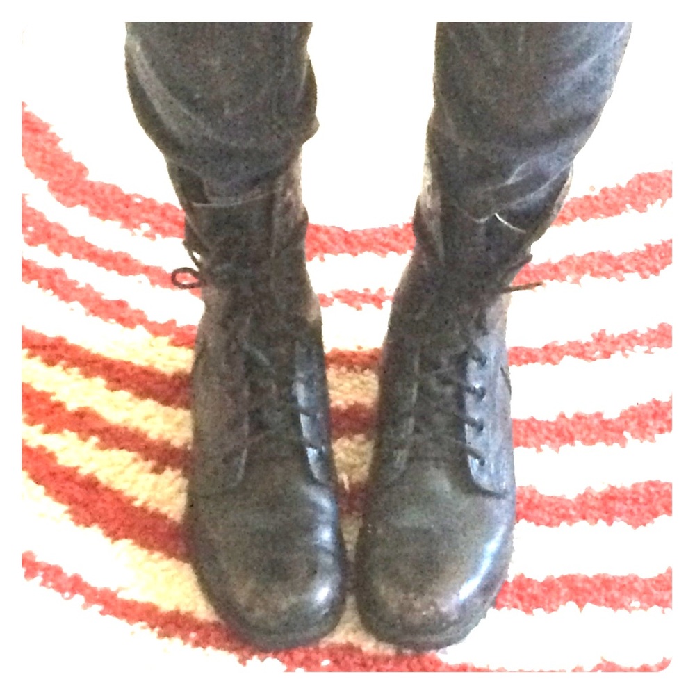 Genuine Military Combat Boots, women’s 8.
